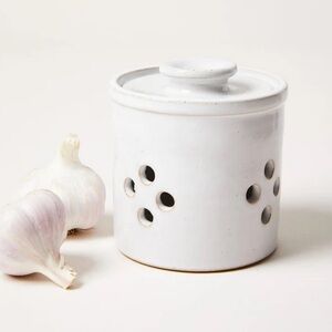 Farmhouse Pottery Silo Garlic Keeper